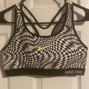 Nike Women’s Sports Bra